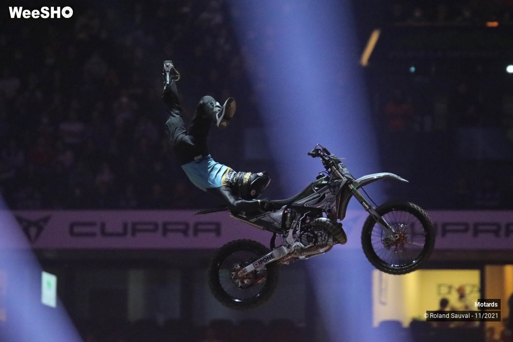 4/53 photos du spectacle Supercross Paris 2021 le FMX