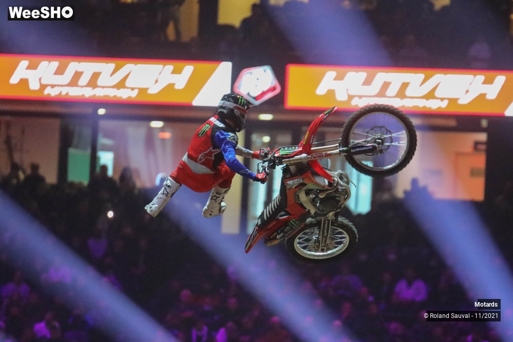 12/53 photos du spectacle Supercross Paris 2021 le FMX