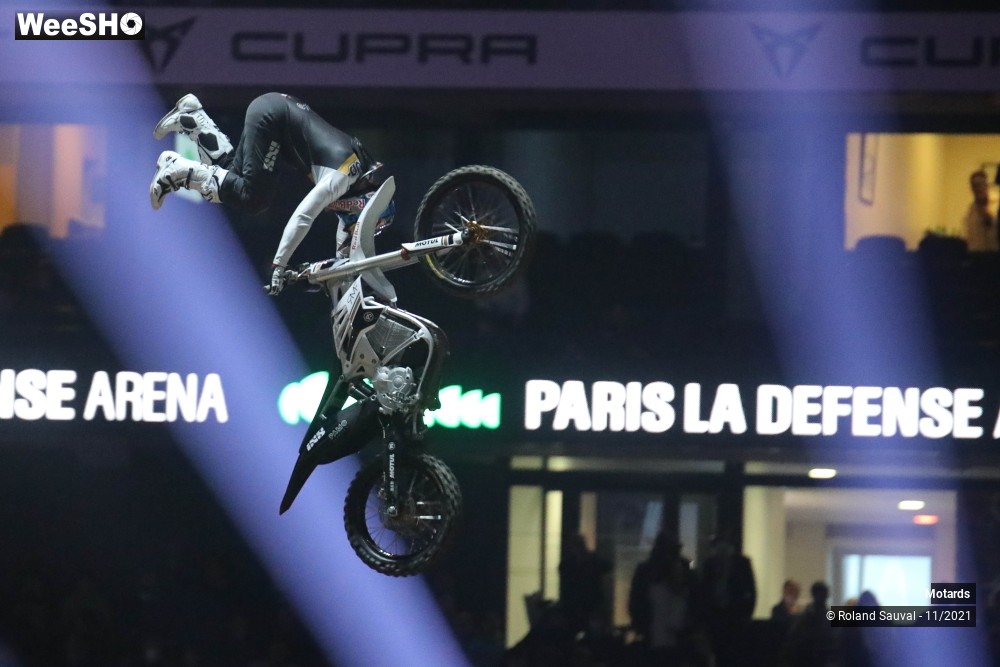 19/53 photos du spectacle Supercross Paris 2021 le FMX