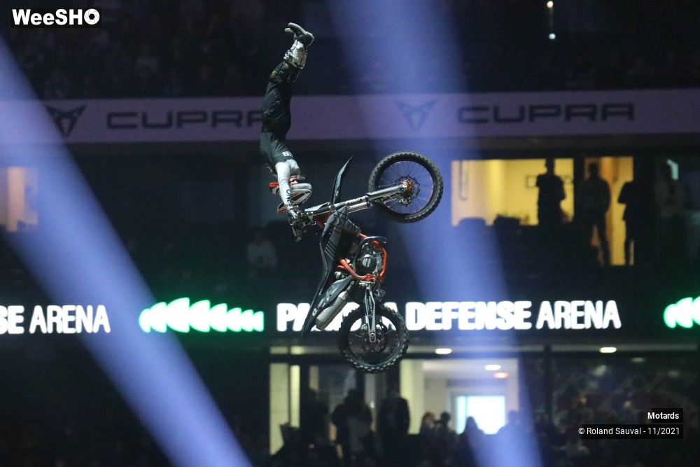 21/53 photos du spectacle Supercross Paris 2021 le FMX