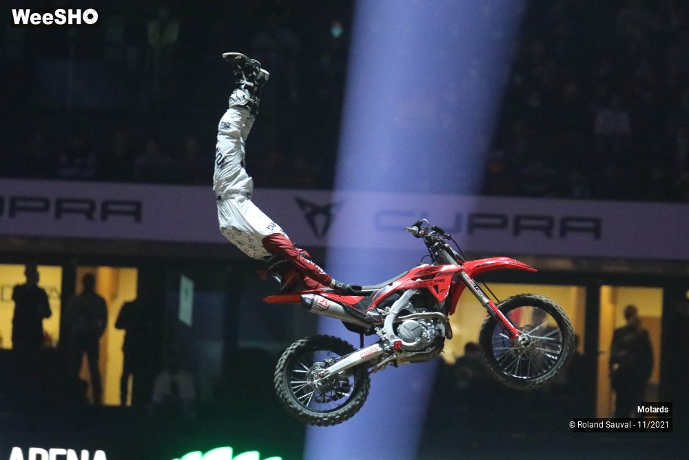 23/53 photos du spectacle Supercross Paris 2021 le FMX