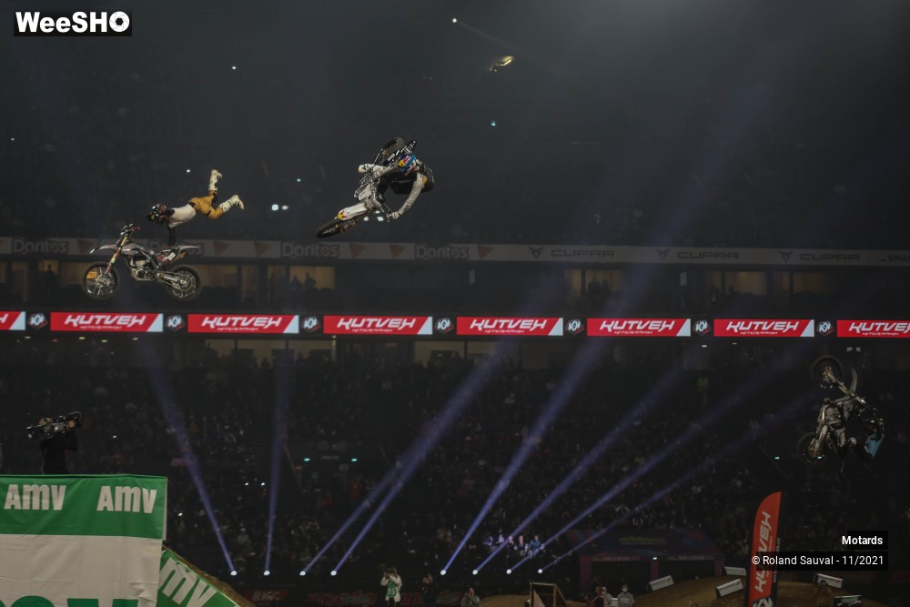 52/53 photos du spectacle Supercross Paris 2021 le FMX