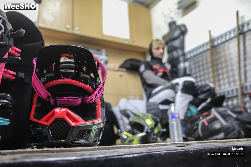 21/64 photos du spectacle Supercross Paris 2021 les courses SX