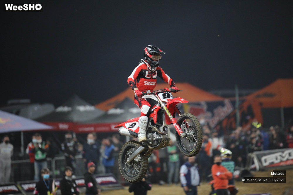 33/64 photos du spectacle Supercross Paris 2021 les courses SX