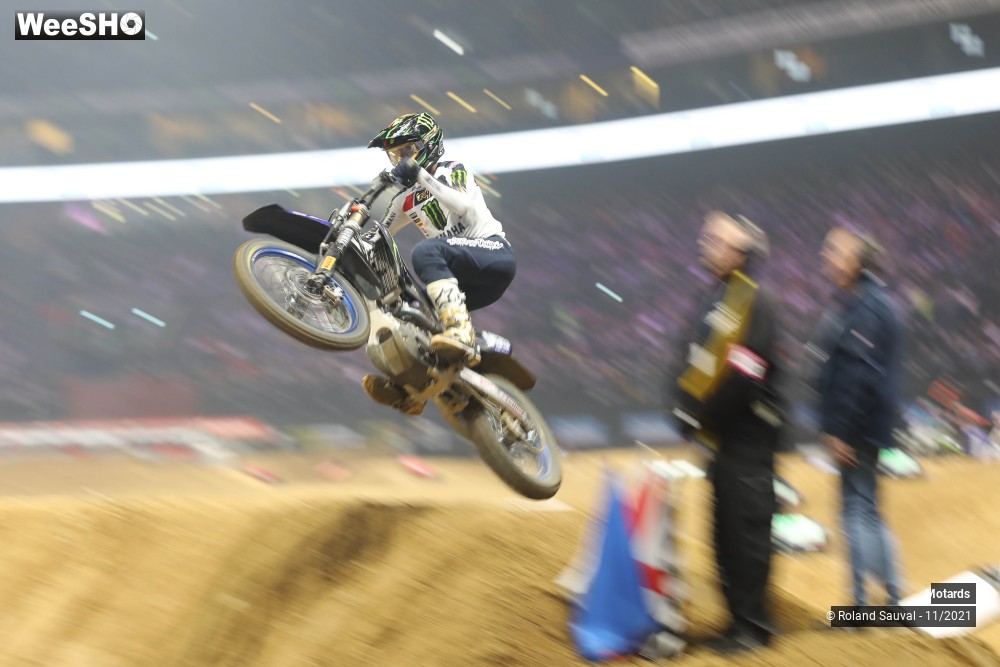 58/64 photos du spectacle Supercross Paris 2021 les courses SX