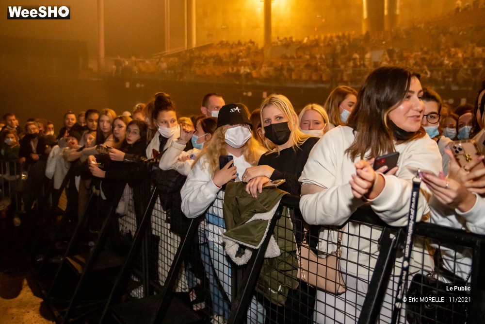 63/100 photos du spectacle Ambiance Eva