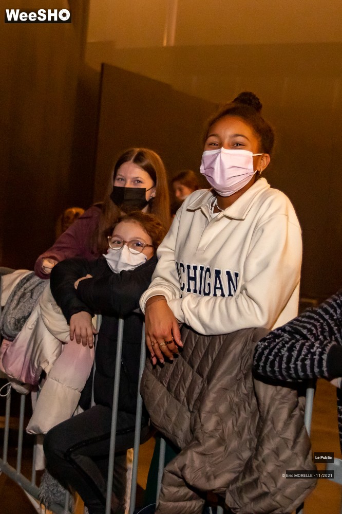 65/100 photos du spectacle Ambiance Eva