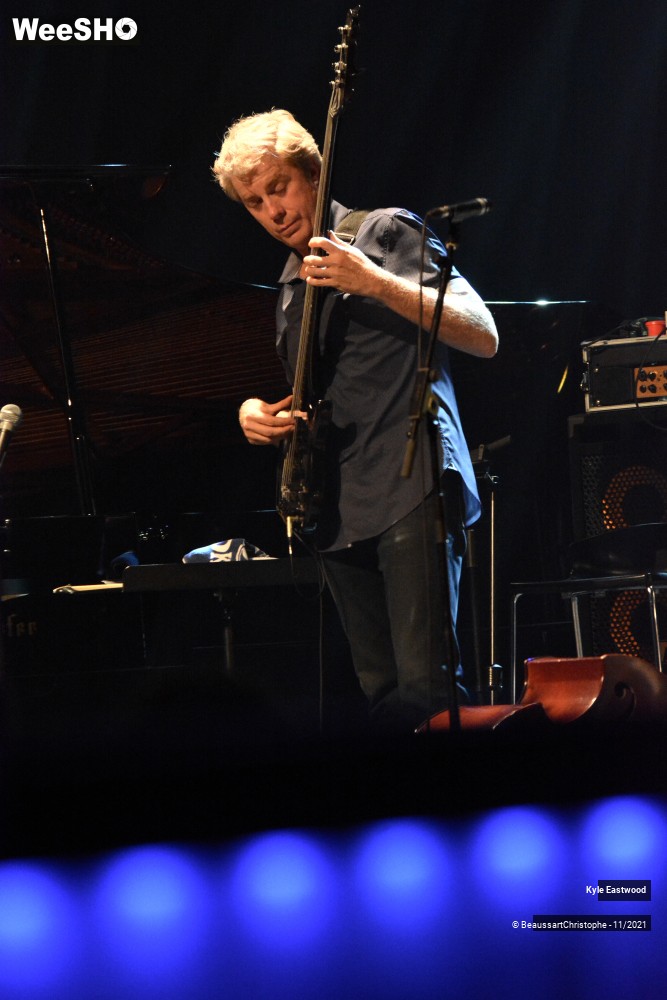 29/53 photos du spectacle Kyle Eastwood