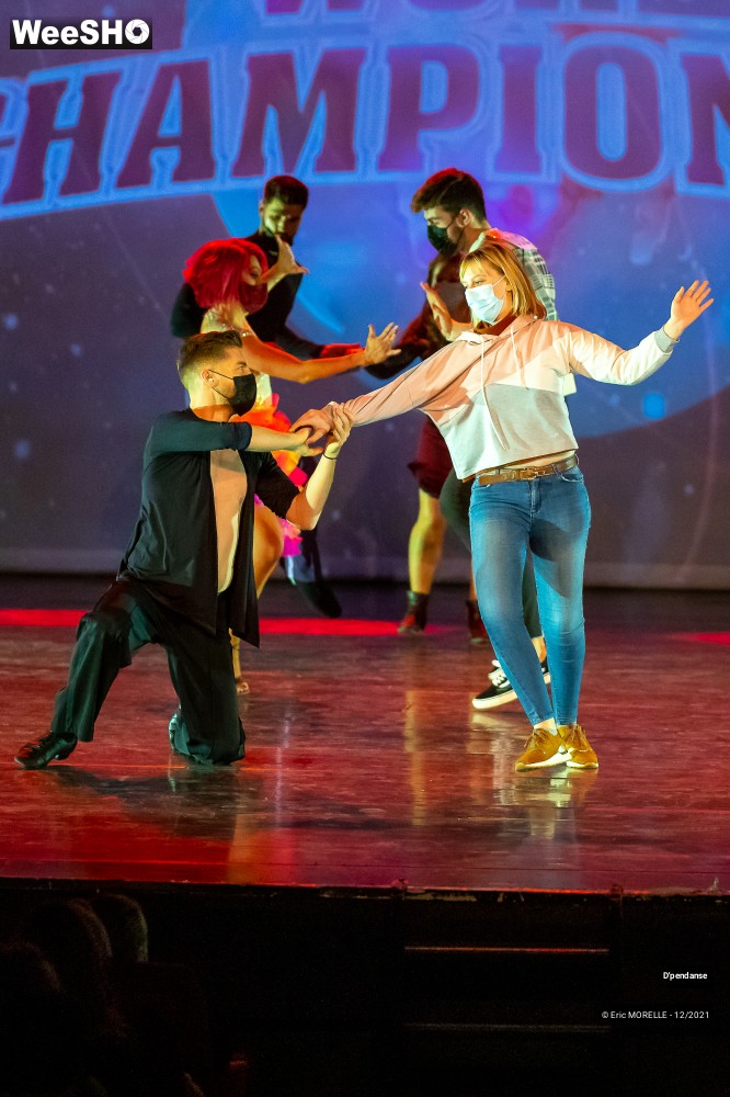 25/96 photos du spectacle D'pendanse  avec le public