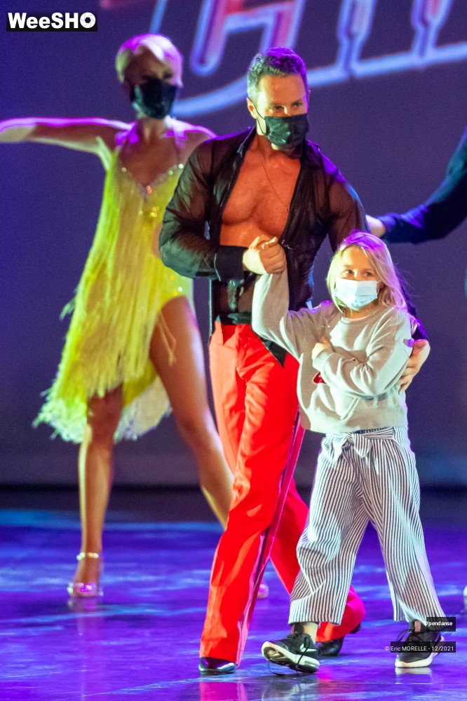 35/96 photos du spectacle D'pendanse  avec le public