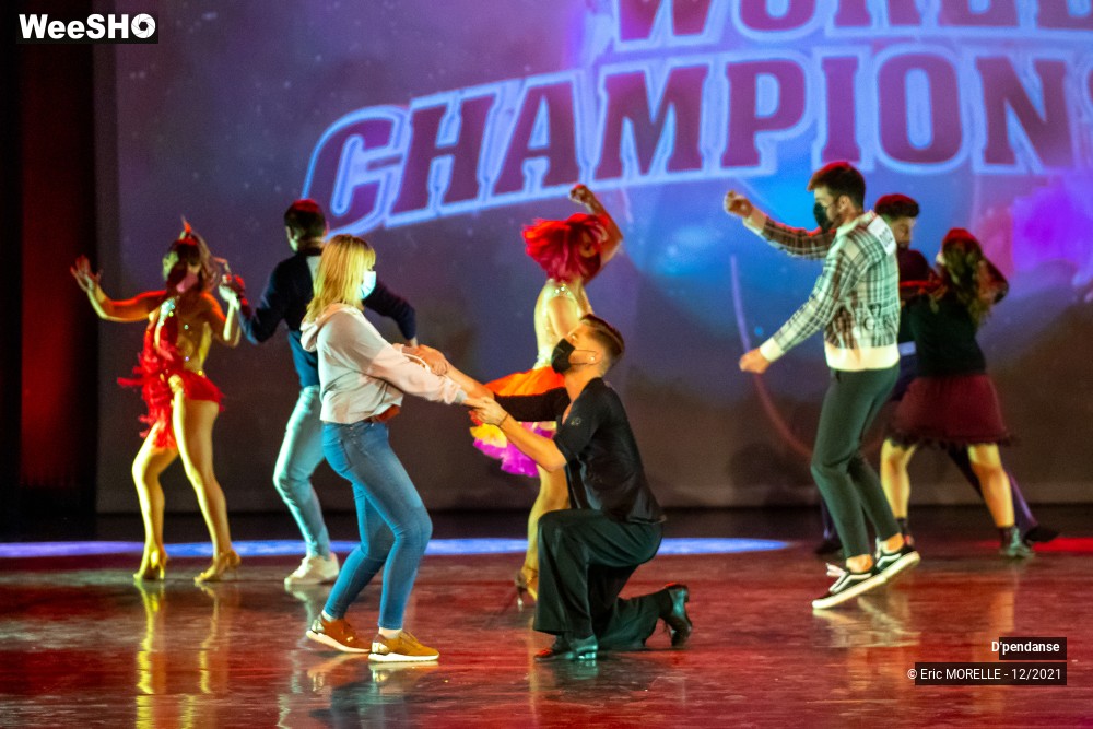 85/96 photos du spectacle D'pendanse  avec le public