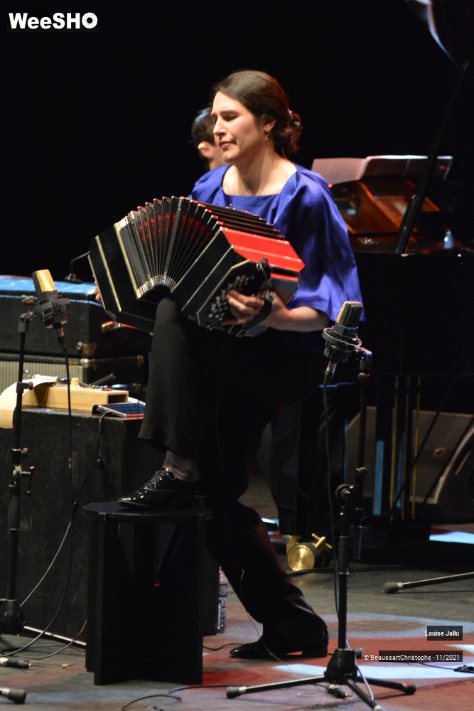 6/31 photos du spectacle Louise Jallu