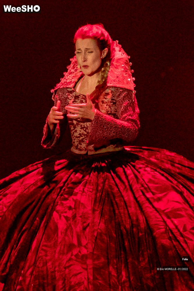 96/98 photos du spectacle Folia volume 1