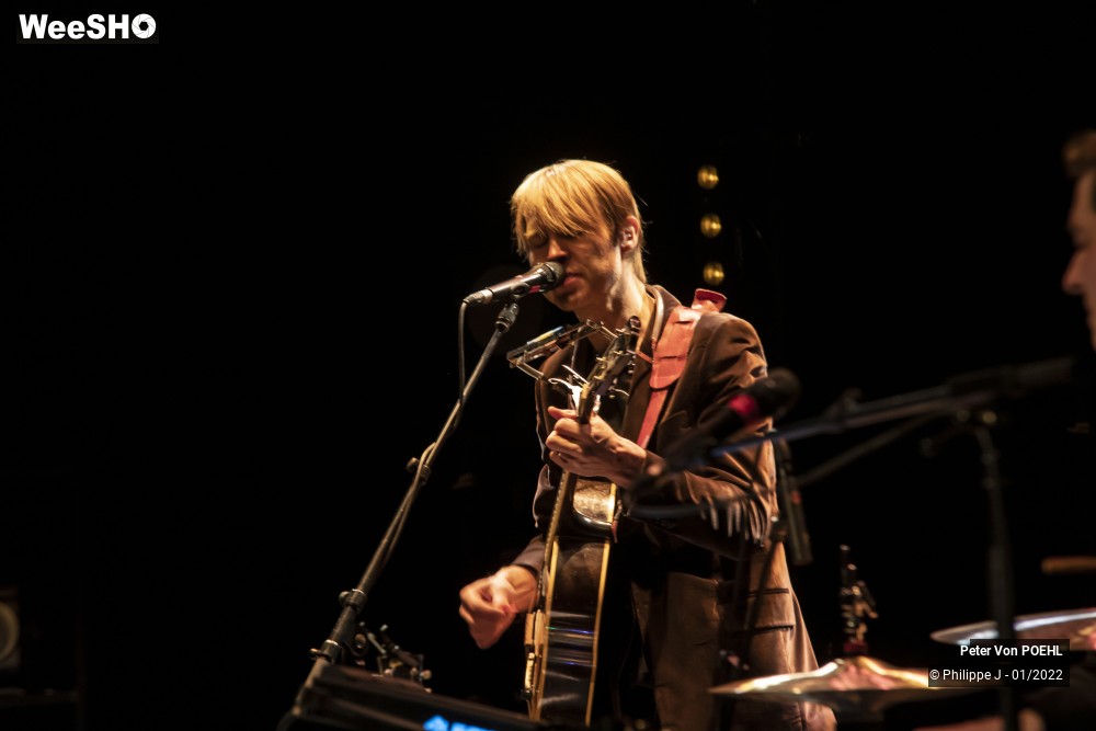 30/31 photos du spectacle Peter von Poehl