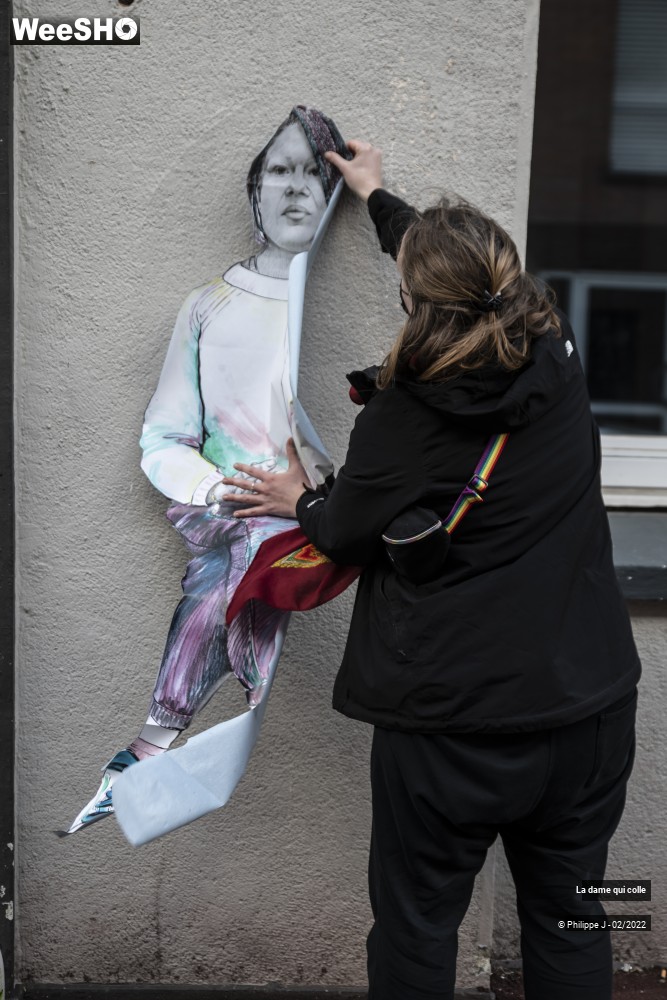 8/24 photos du spectacle La dame qui colle