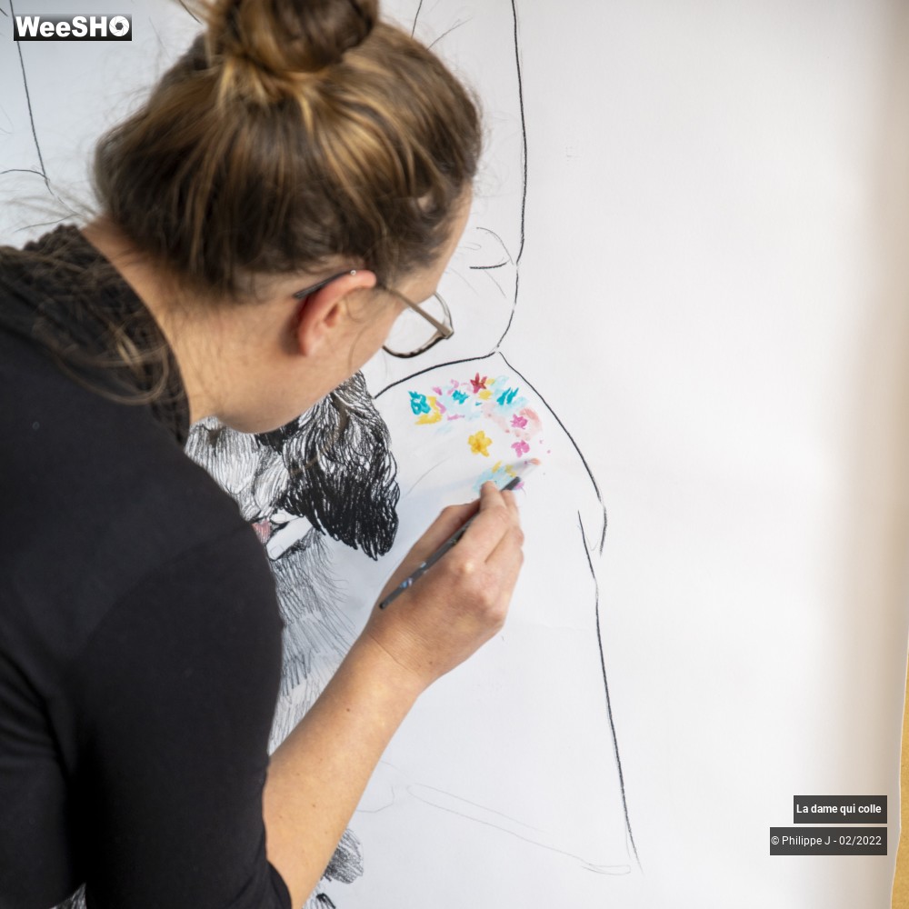 17/24 photos du spectacle La dame qui colle