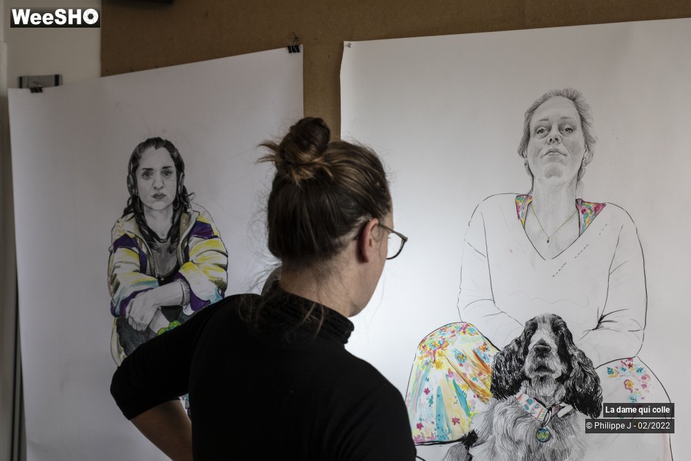 20/24 photos du spectacle La dame qui colle