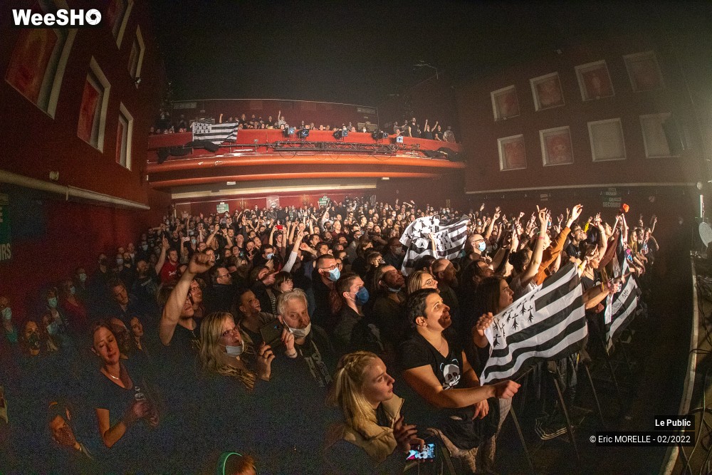 19/65 photos du spectacle Ambiance Fatals Picards