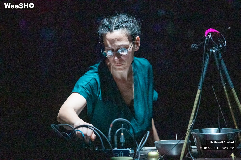 13/26 photos du spectacle Julia Hanadi Al Abed