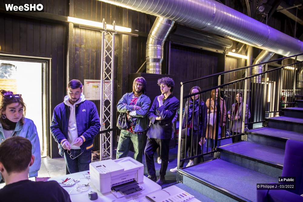 4/10 photos du spectacle Casting Utopia