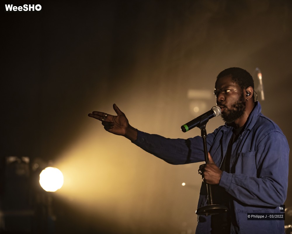 13/23 photos du spectacle Yn