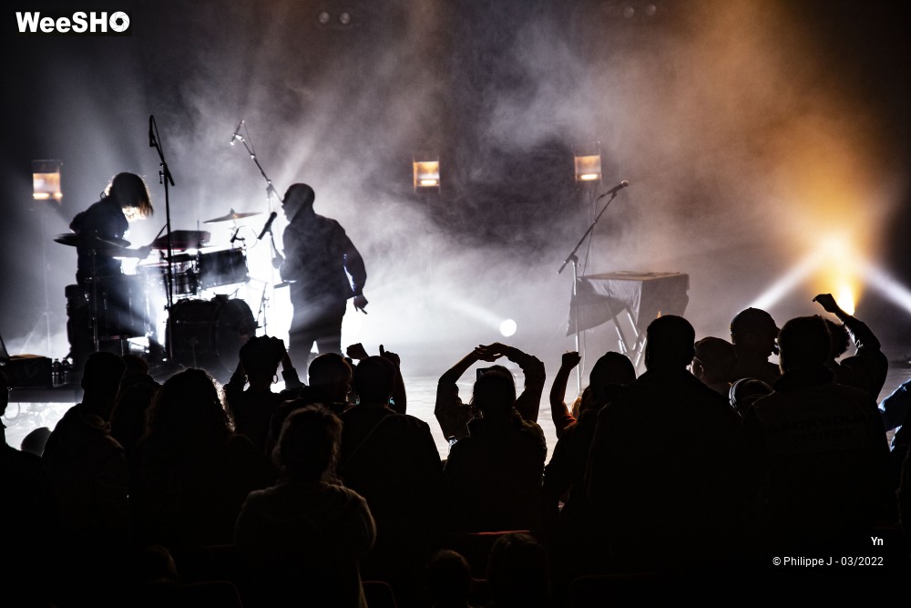 16/23 photos du spectacle Yn