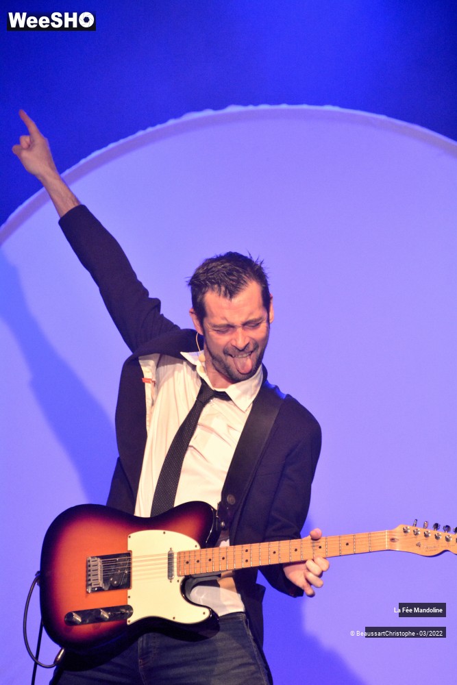 8/60 photos du spectacle "Môts pour Mômes" Cie La Fée Mandoline