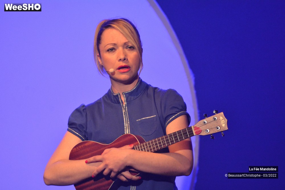 11/60 photos du spectacle "Môts pour Mômes" Cie La Fée Mandoline