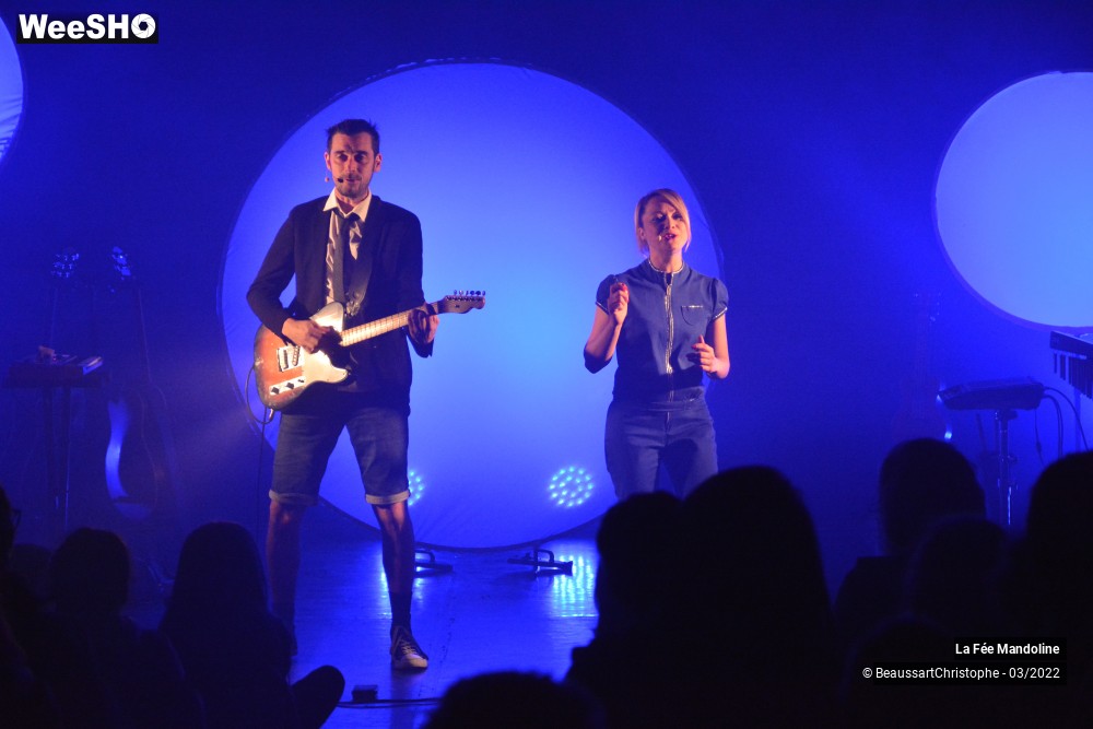 13/60 photos du spectacle "Môts pour Mômes" Cie La Fée Mandoline