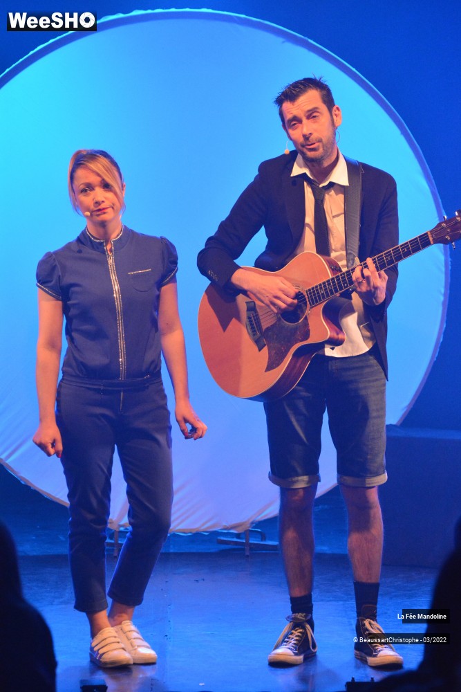18/60 photos du spectacle "Môts pour Mômes" Cie La Fée Mandoline