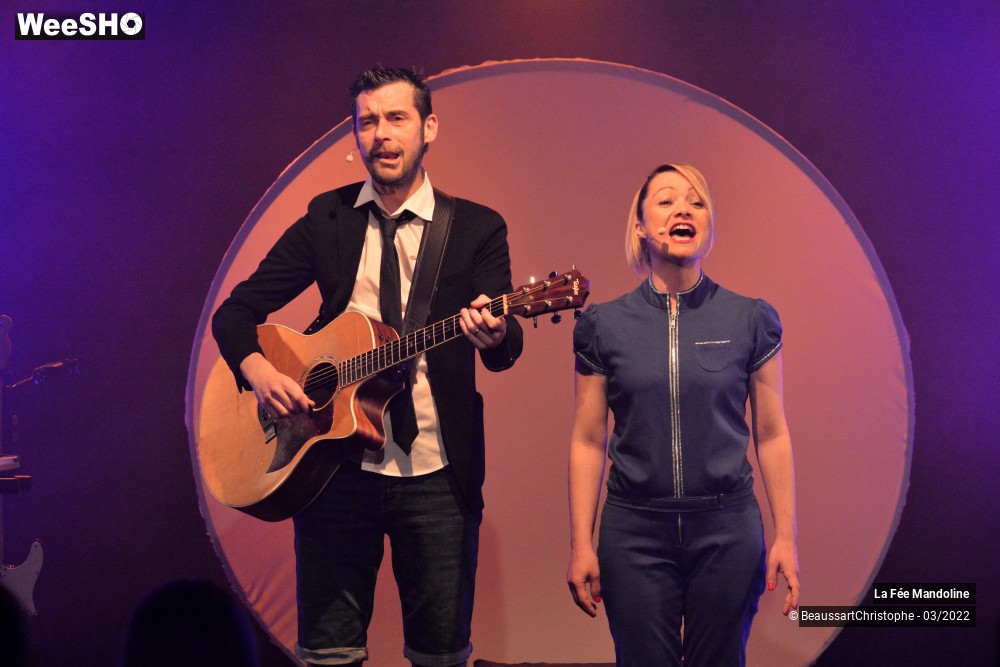 27/60 photos du spectacle "Môts pour Mômes" Cie La Fée Mandoline