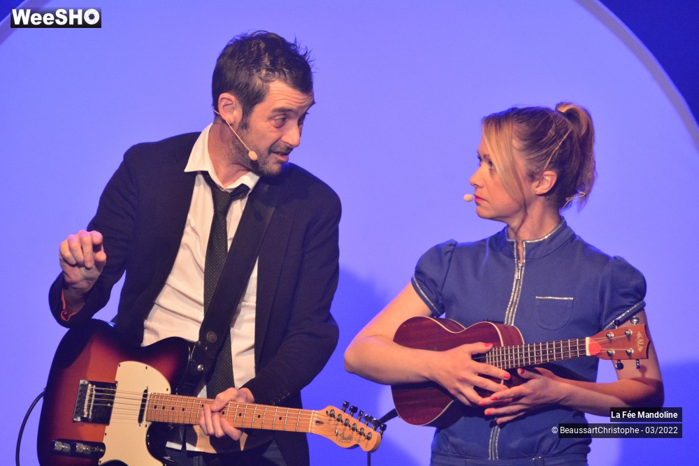 29/60 photos du spectacle "Môts pour Mômes" Cie La Fée Mandoline