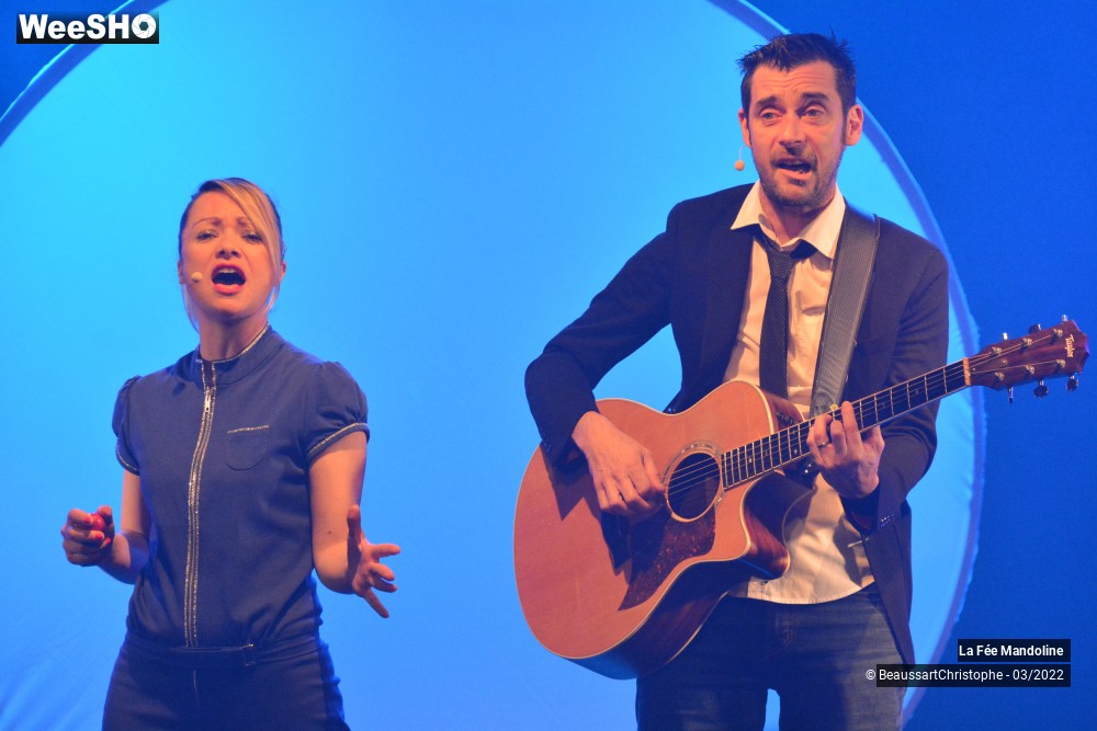 31/60 photos du spectacle "Môts pour Mômes" Cie La Fée Mandoline