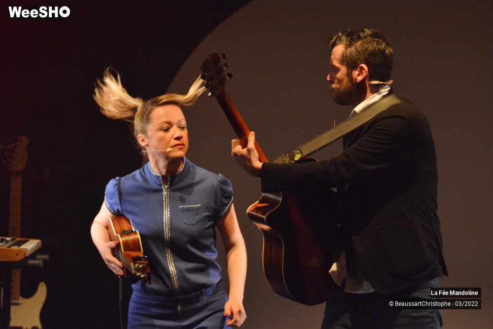 38/60 photos du spectacle "Môts pour Mômes" Cie La Fée Mandoline