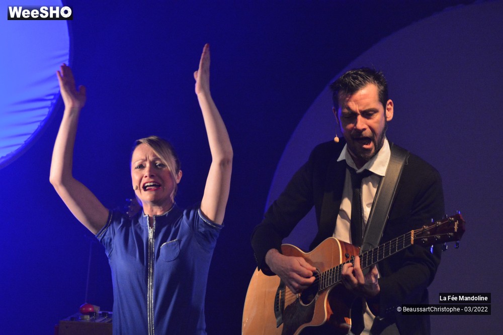39/60 photos du spectacle "Môts pour Mômes" Cie La Fée Mandoline