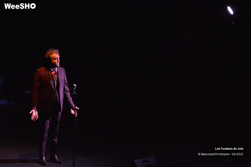 11/31 photos du spectacle Les Fouteurs de Joie