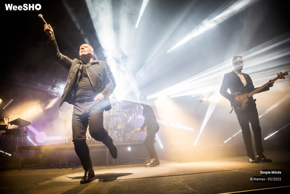 17/35 photos du spectacle Simple Minds