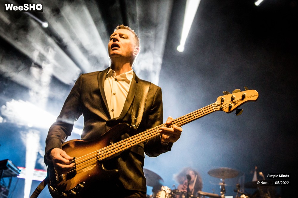 23/35 photos du spectacle Simple Minds