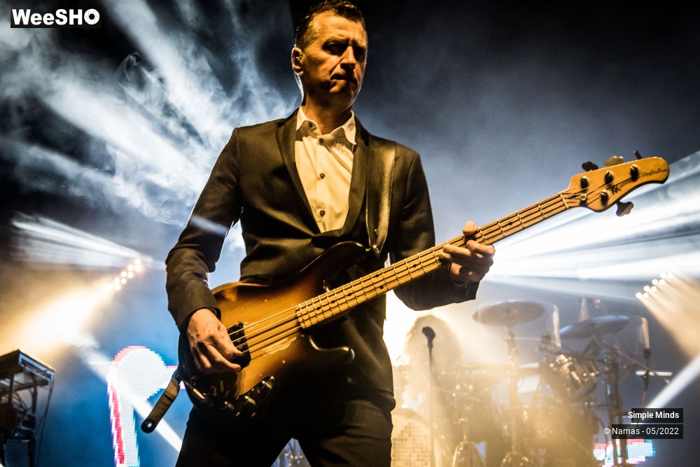 24/35 photos du spectacle Simple Minds