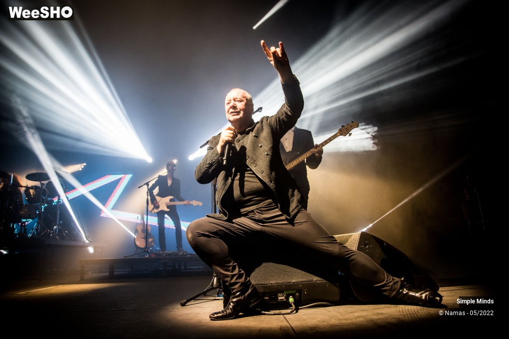 25/35 photos du spectacle Simple Minds