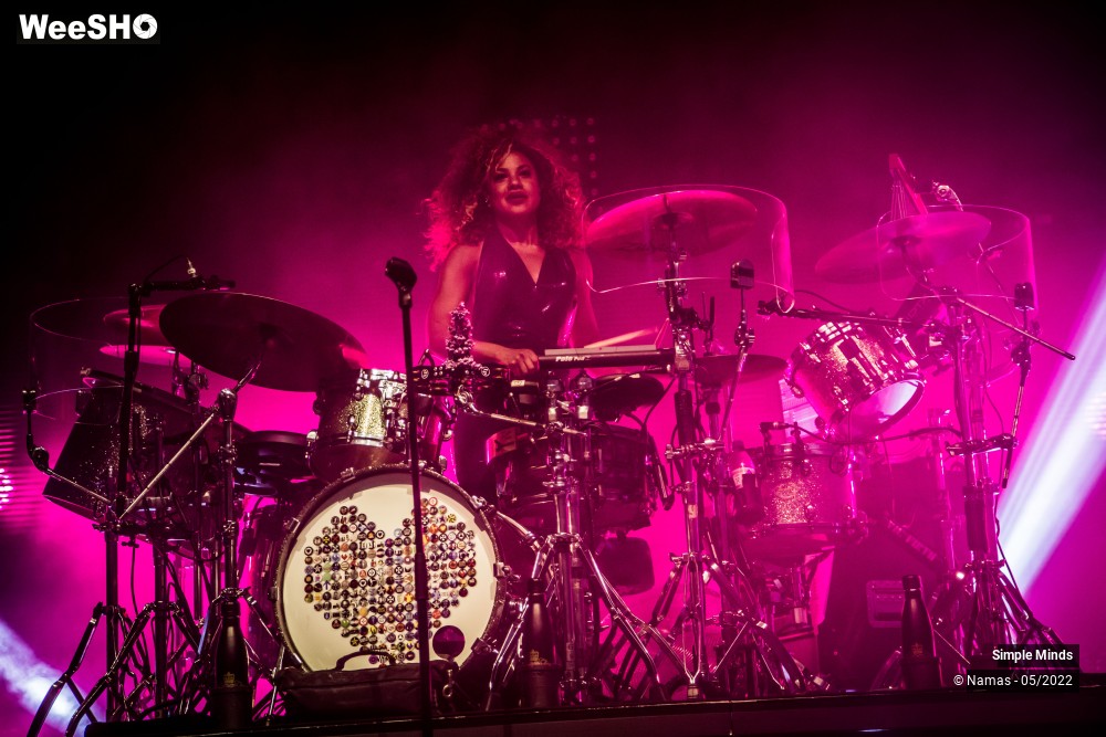 29/35 photos du spectacle Simple Minds