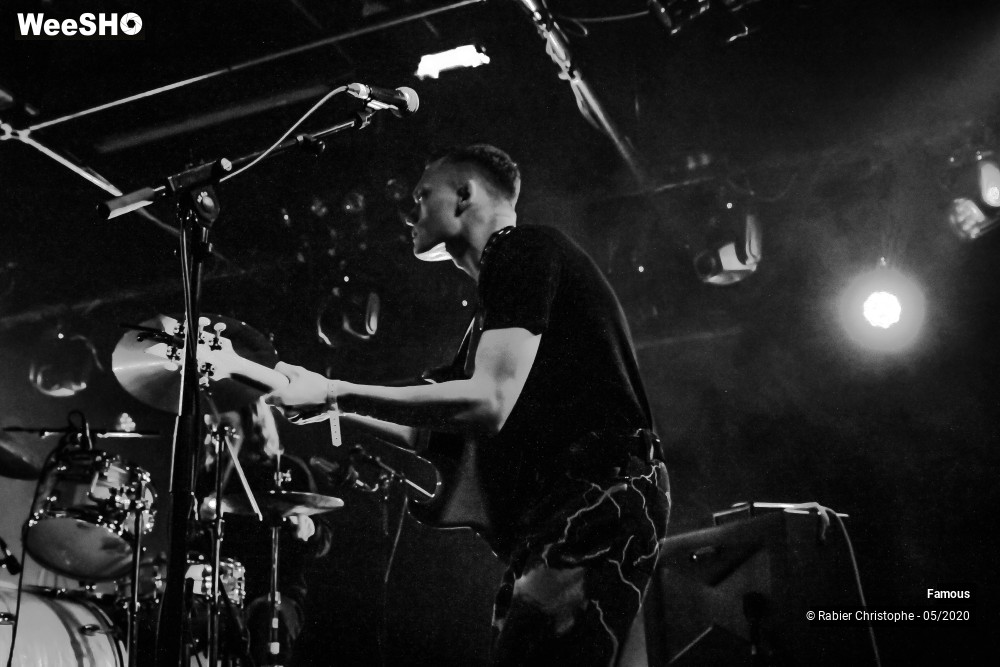 5/14 photos du spectacle Famous