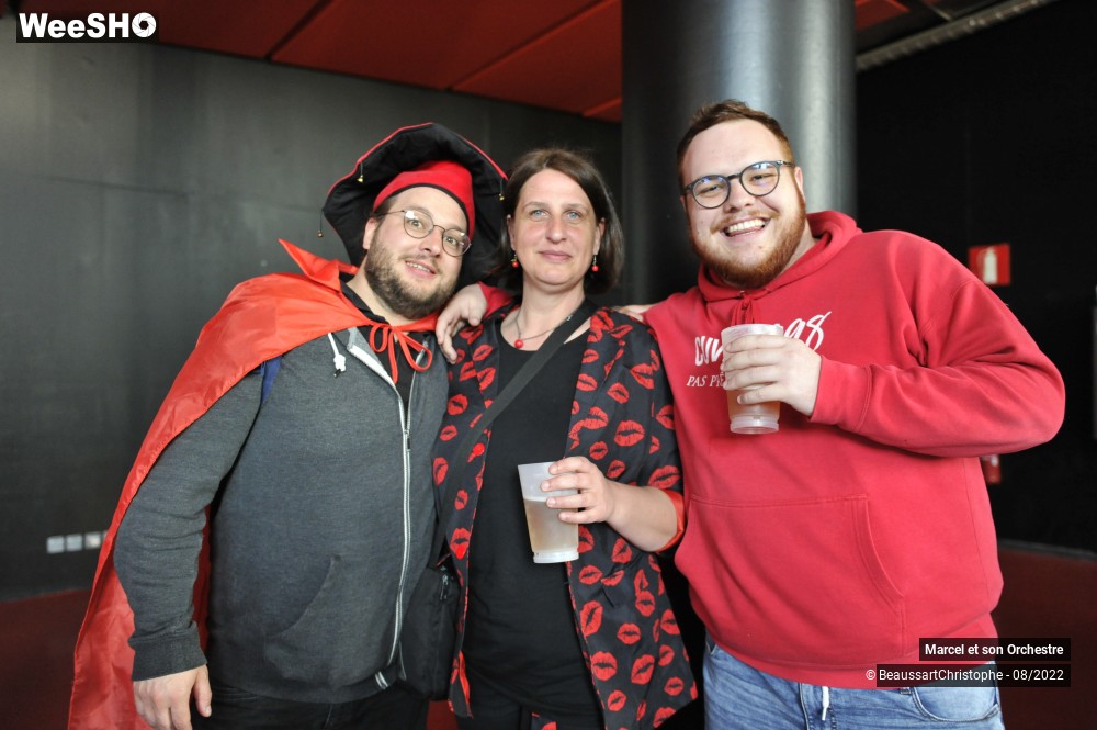 10/74 photos du spectacle Ambiance "Mégateuf59"