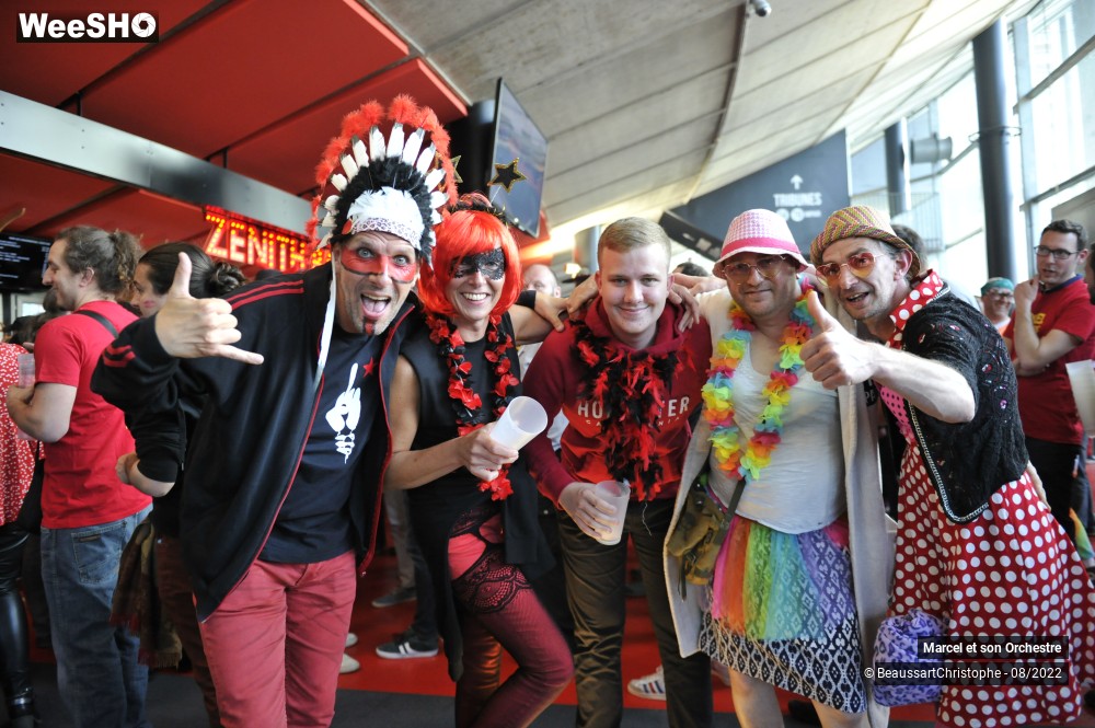 18/74 photos du spectacle Ambiance "Mégateuf59"