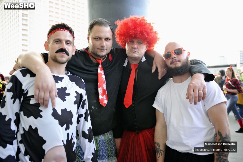 21/74 photos du spectacle Ambiance "Mégateuf59"