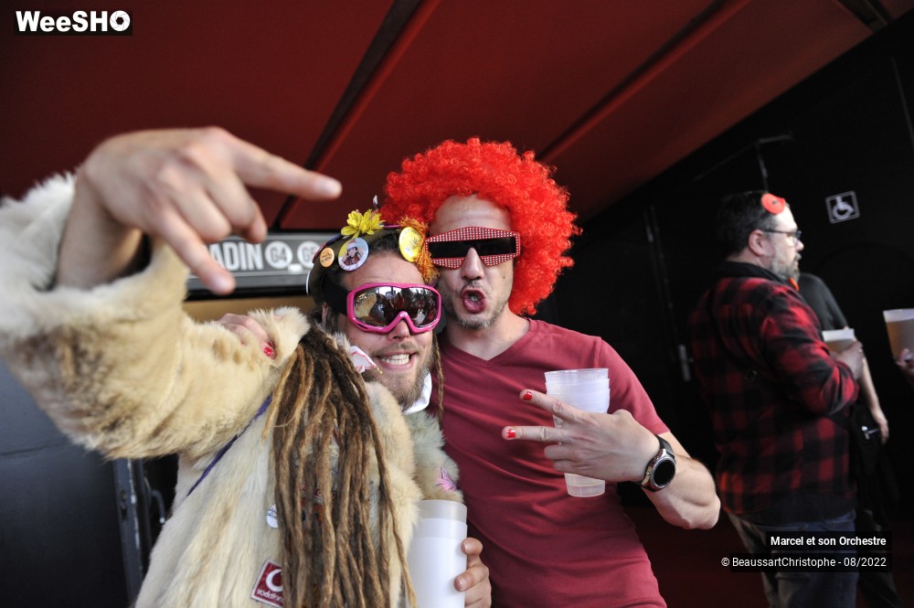 32/74 photos du spectacle Ambiance "Mégateuf59"