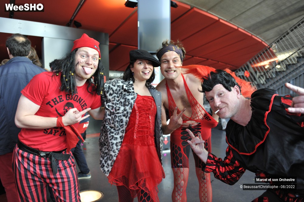 38/74 photos du spectacle Ambiance "Mégateuf59"