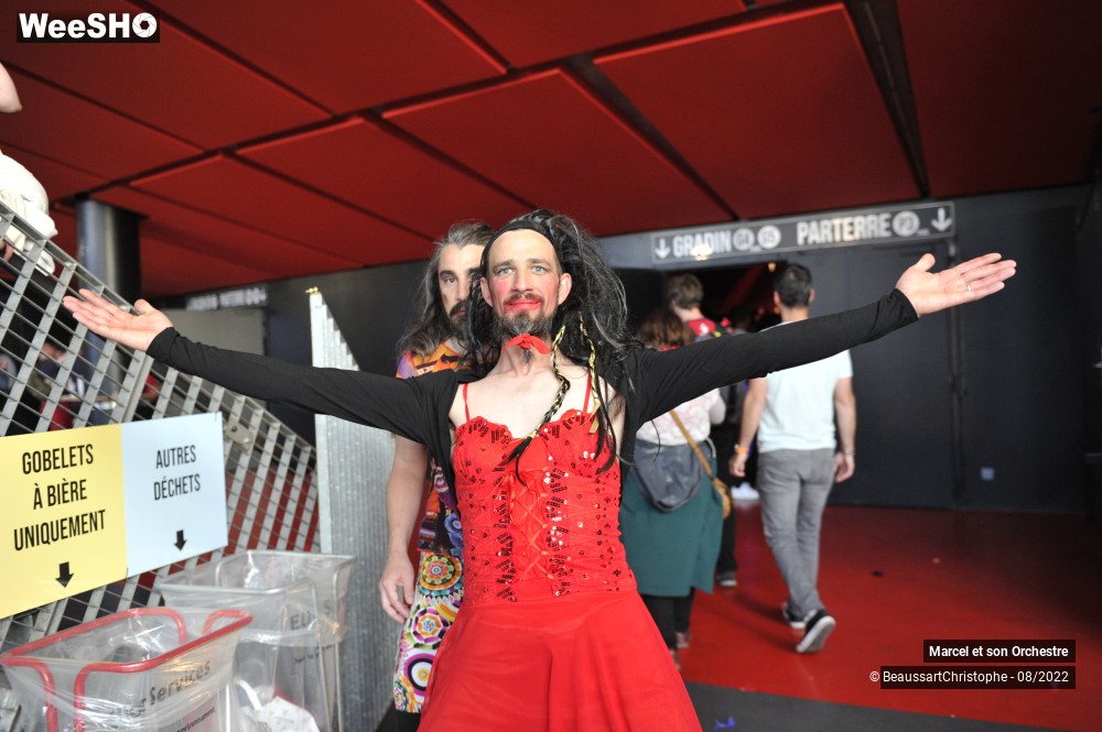 43/74 photos du spectacle Ambiance "Mégateuf59"