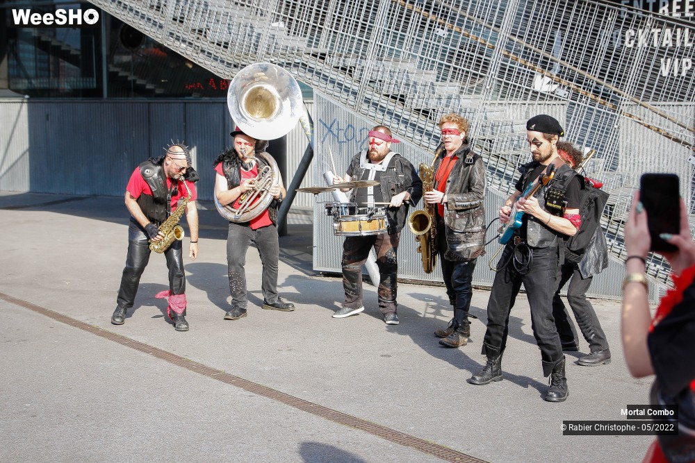 24/35 photos du spectacle Mortal Combo