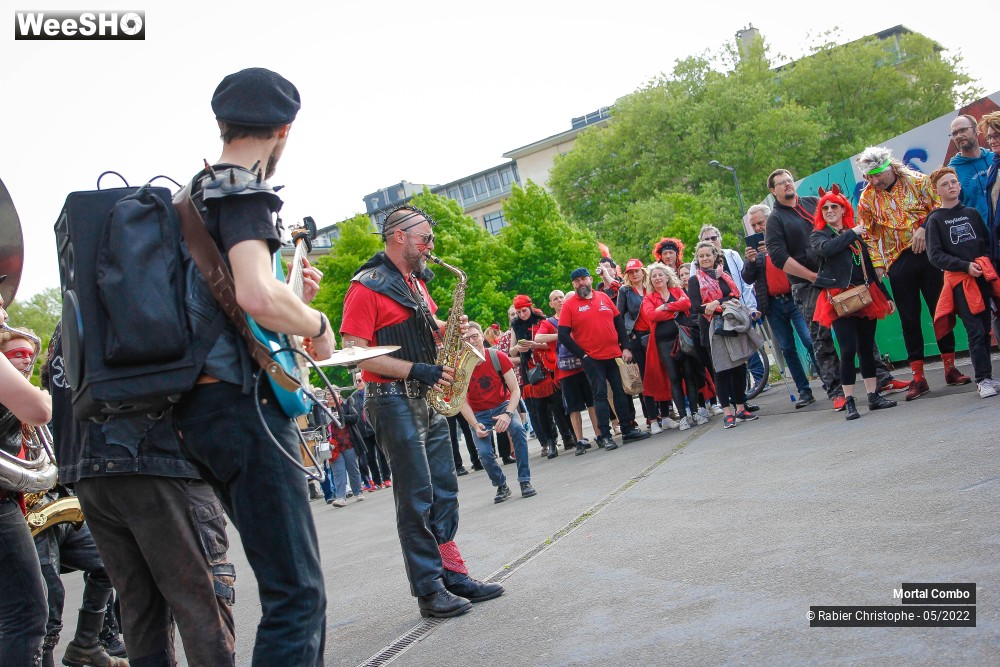 32/35 photos du spectacle Mortal Combo